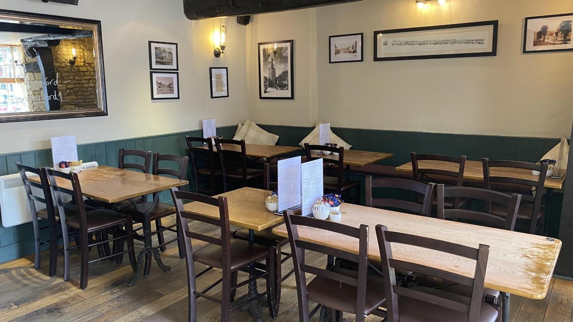 Priory Tearooms Burford With Rooms מראה חיצוני תמונה
