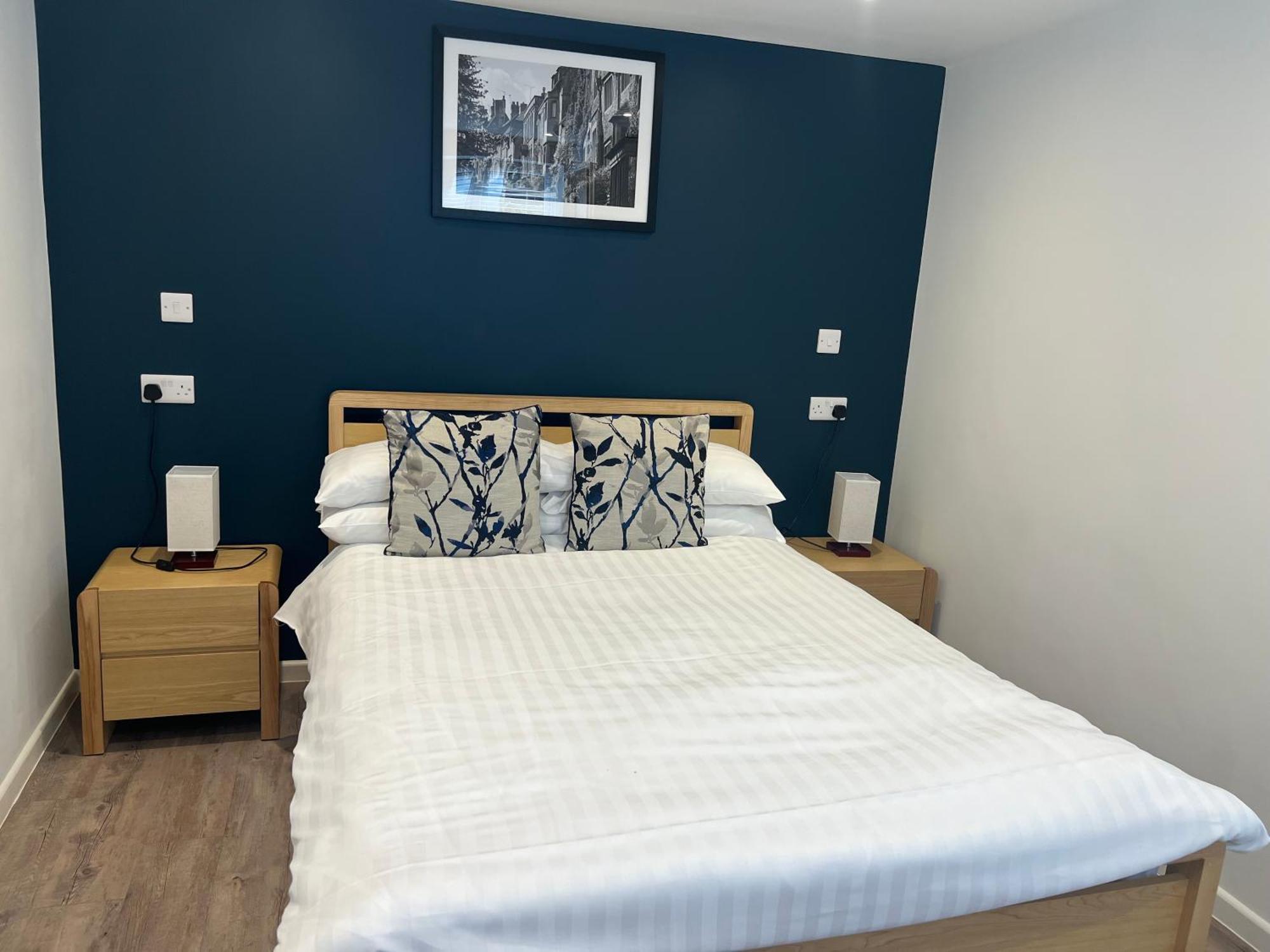 Priory Tearooms Burford With Rooms מראה חיצוני תמונה