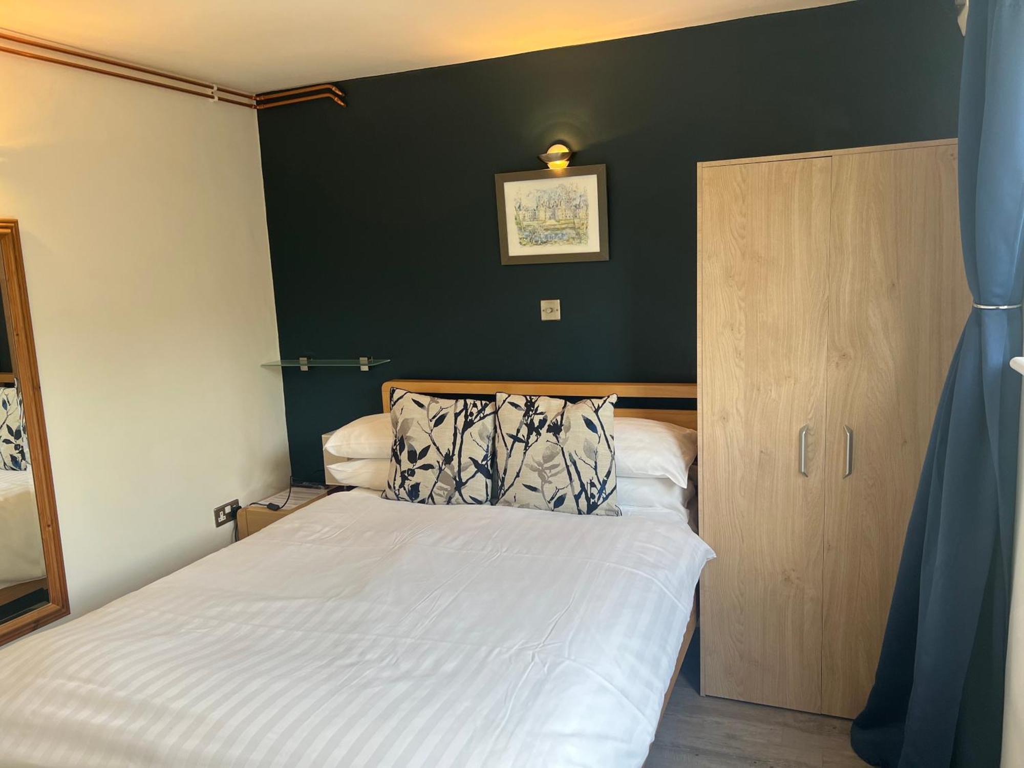 Priory Tearooms Burford With Rooms מראה חיצוני תמונה