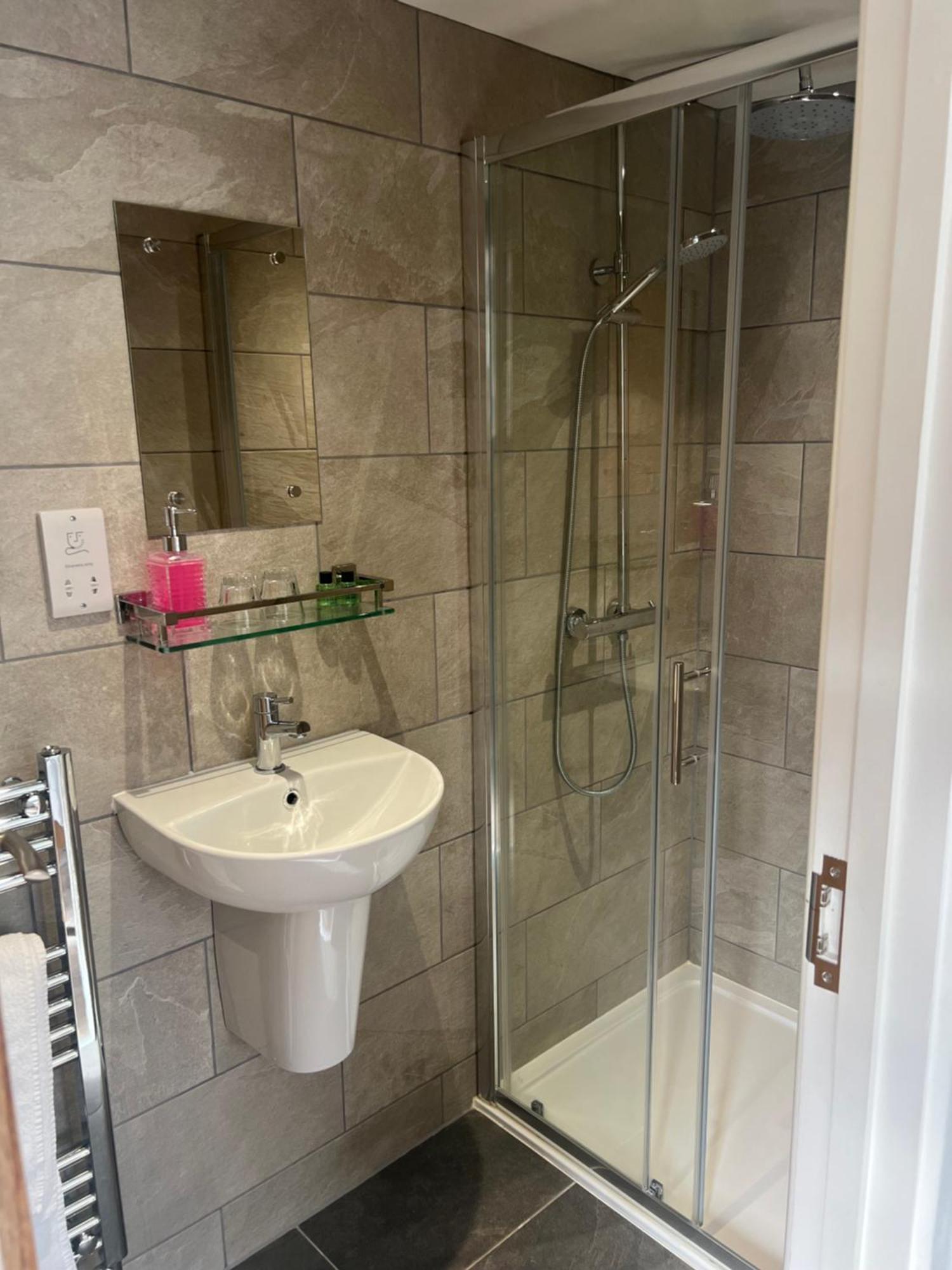 Priory Tearooms Burford With Rooms מראה חיצוני תמונה