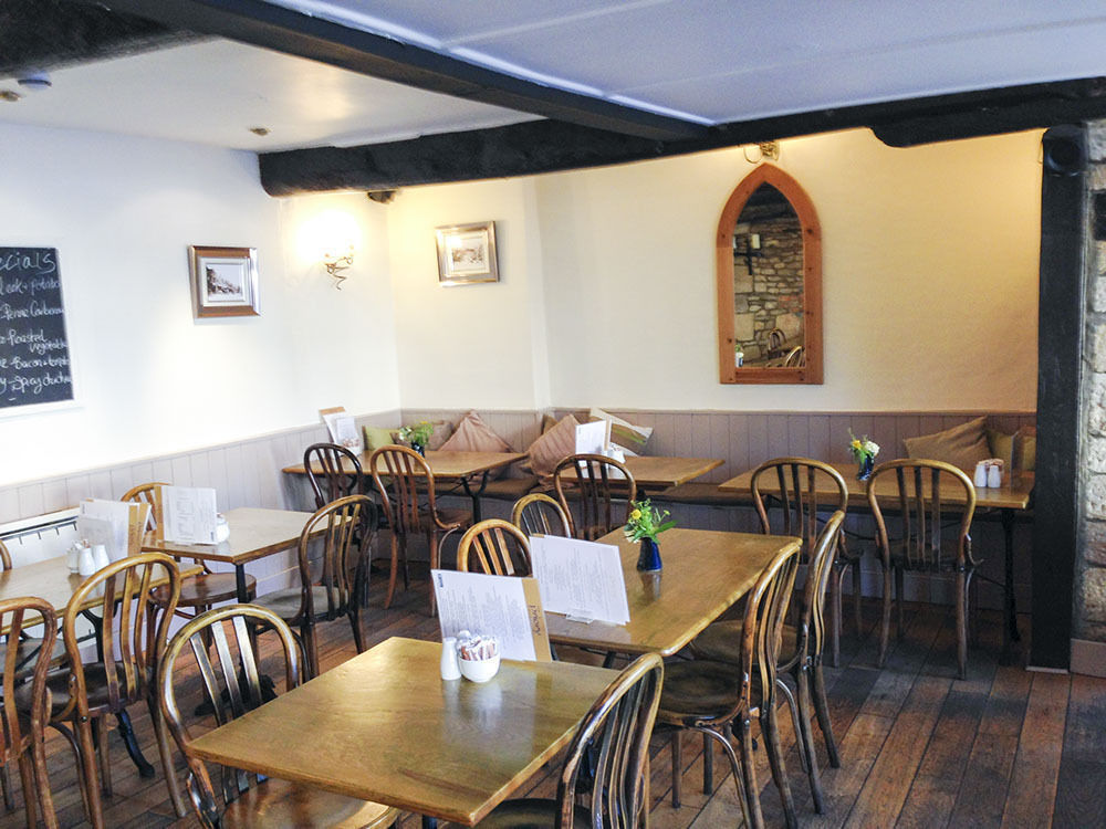 Priory Tearooms Burford With Rooms מראה חיצוני תמונה