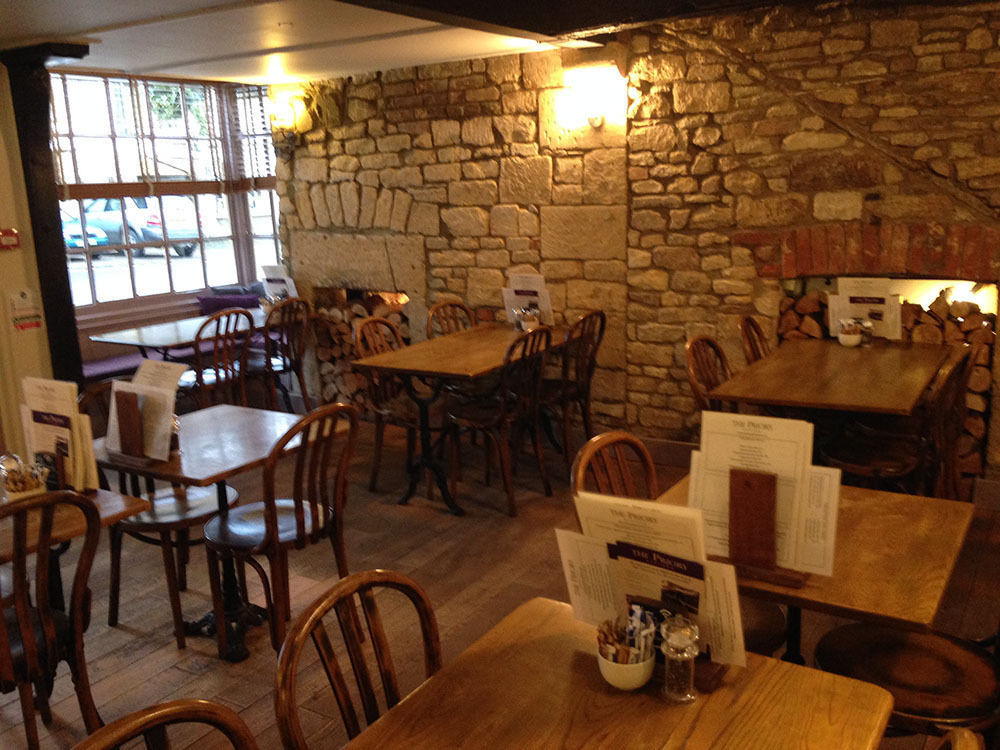Priory Tearooms Burford With Rooms מראה חיצוני תמונה